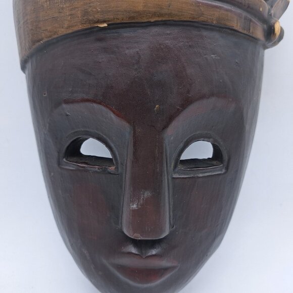 Indonesian Tribal Wall Mask - Picture 9 of 11